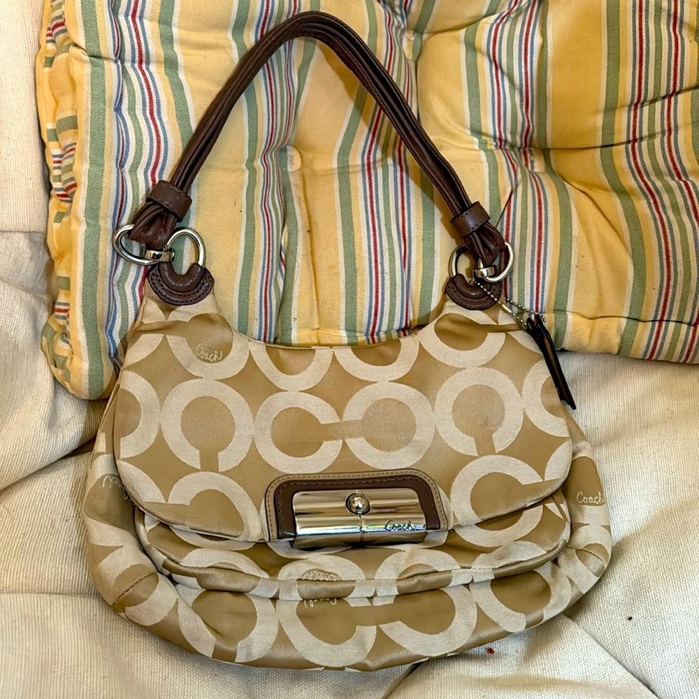 Coach shoulder bag